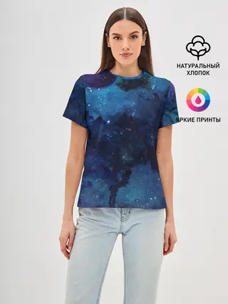 Женская базовая футболка / Темнота глубин