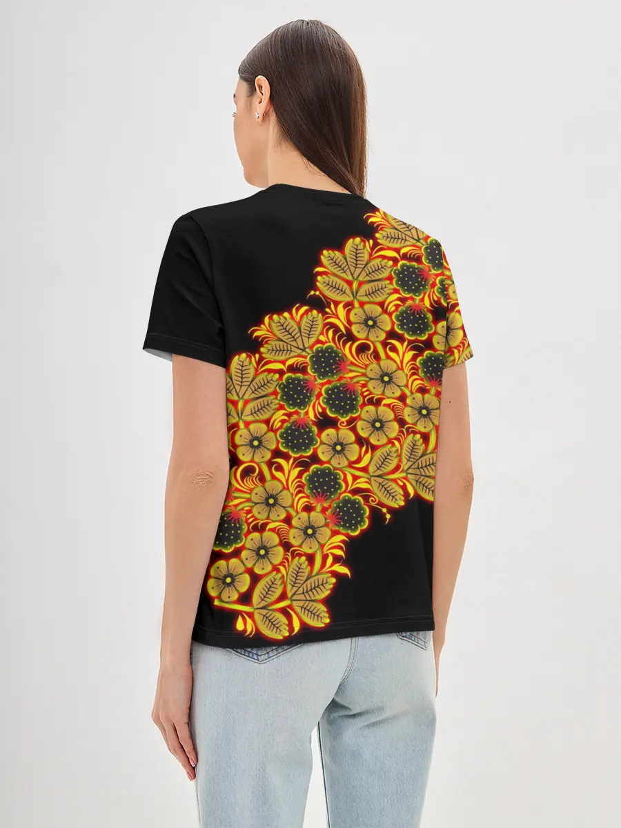 Женская базовая футболка / Славянский орнамент