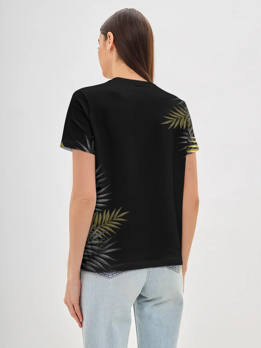 Женская базовая футболка / ЗОЛОТЫЕ БАБОЧКИ И ПАПОРОТНИК