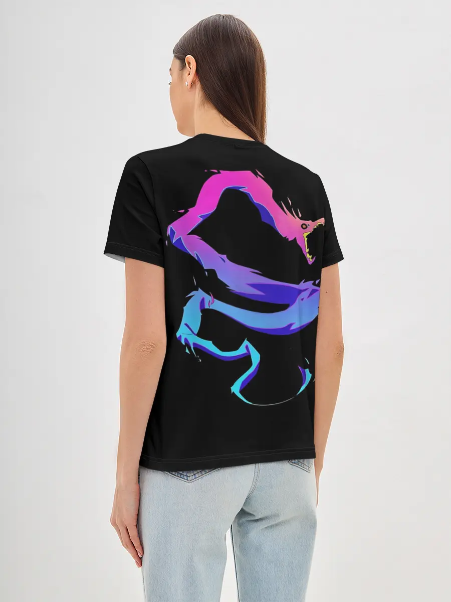 Женская базовая футболка / Лио и Дракон