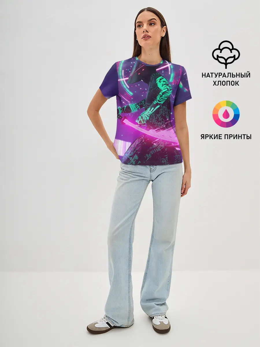 Женская базовая футболка / Неоновый Самурай