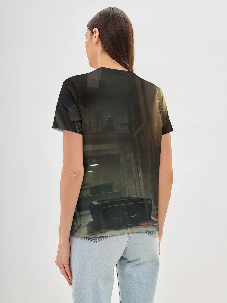 Женская базовая футболка / The Outlast Trials