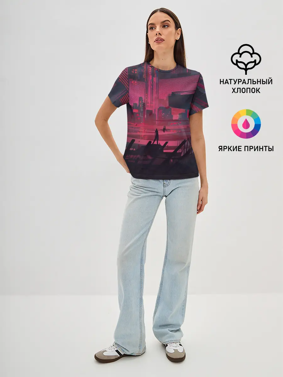 Женская базовая футболка / Город Будущего