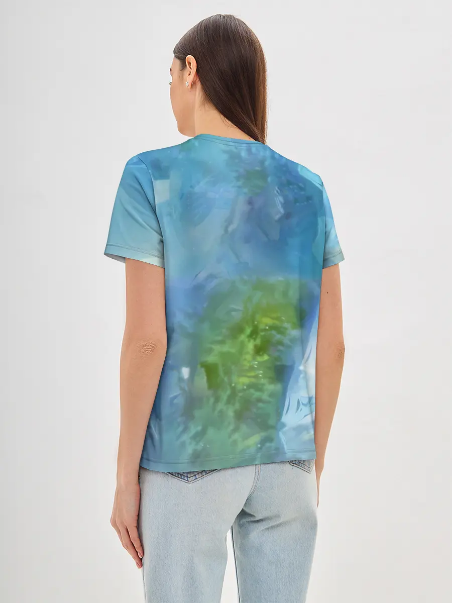 Женская базовая футболка / Genshin Impact