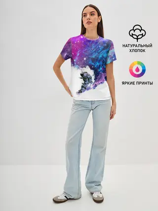 Женская базовая футболка / Космический сноуборд