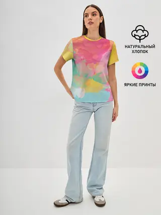 Женская базовая футболка / Радужная акварель