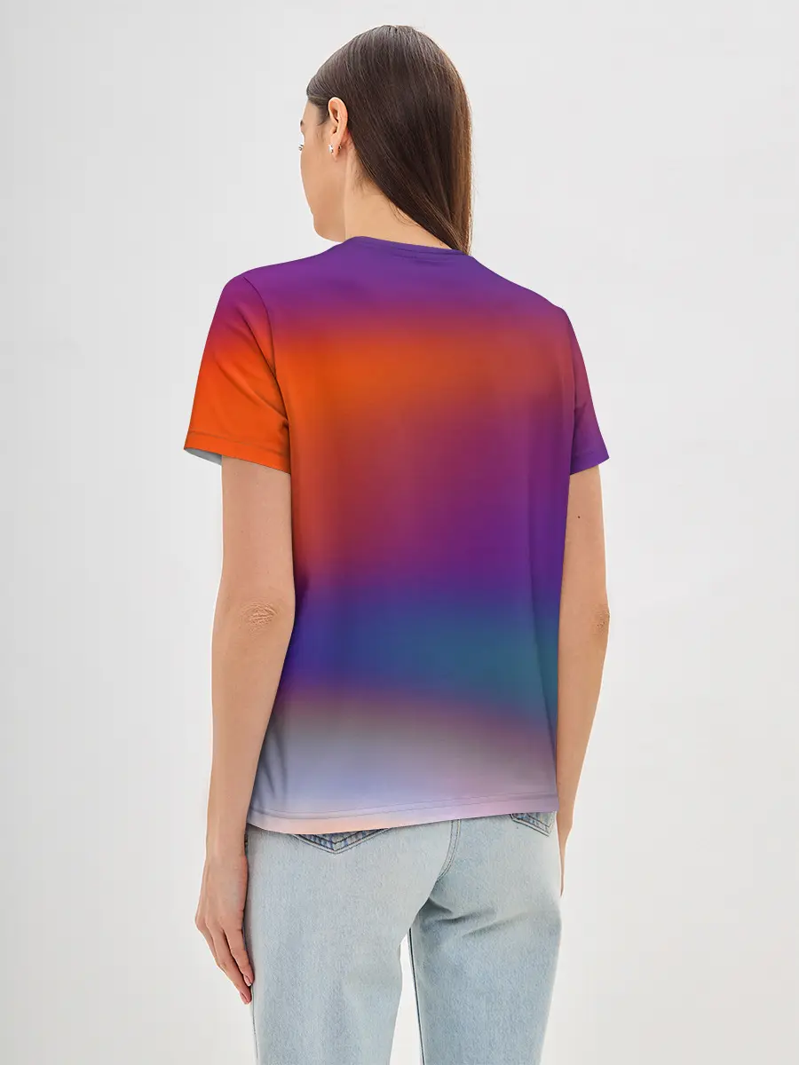 Женская базовая футболка / GRADIENT