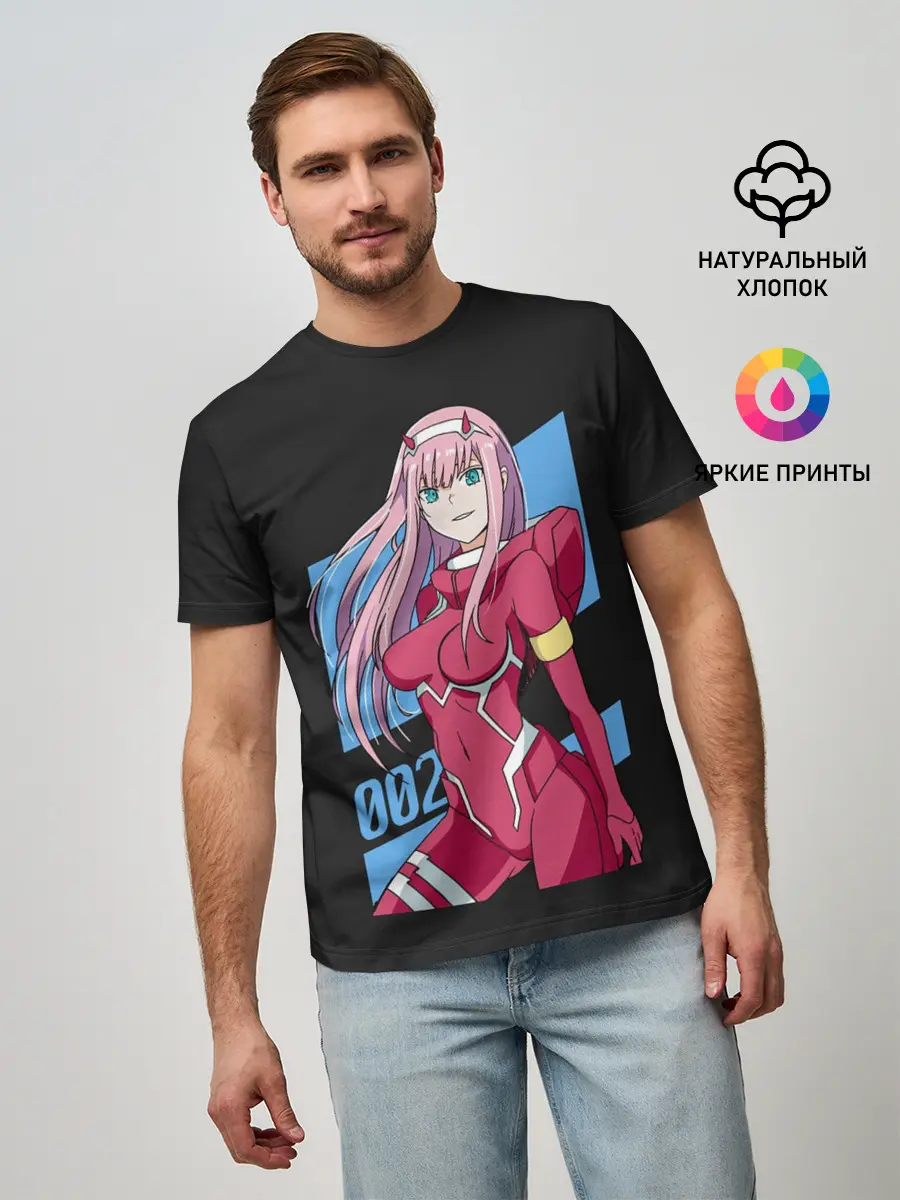 Мужская базовая футболка / Zero Two in costume