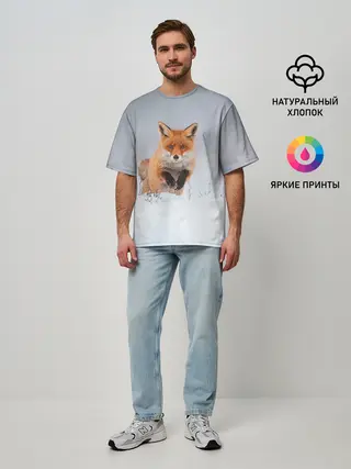 Мужская футболка оверсайз / Лисица прыгает по снегу