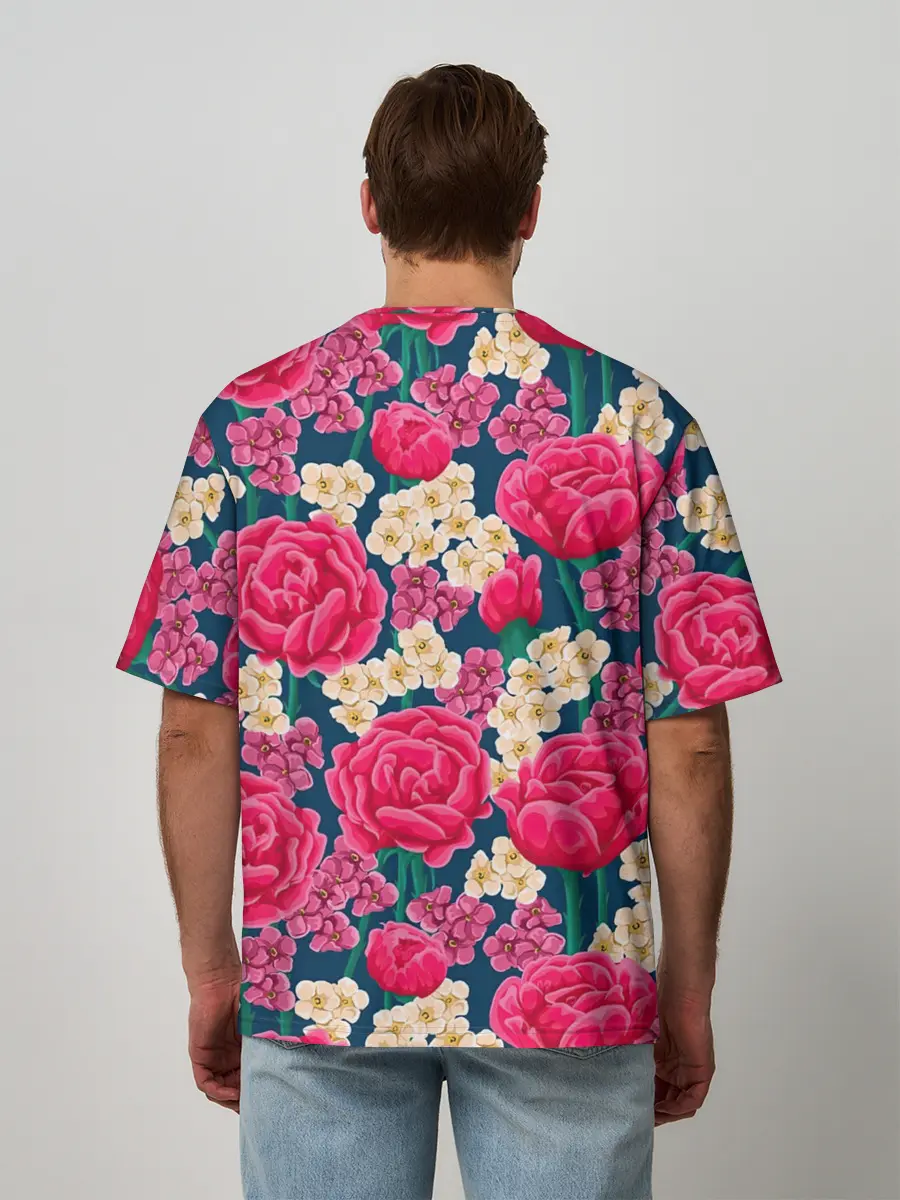 Мужская футболка оверсайз / Поле роз
