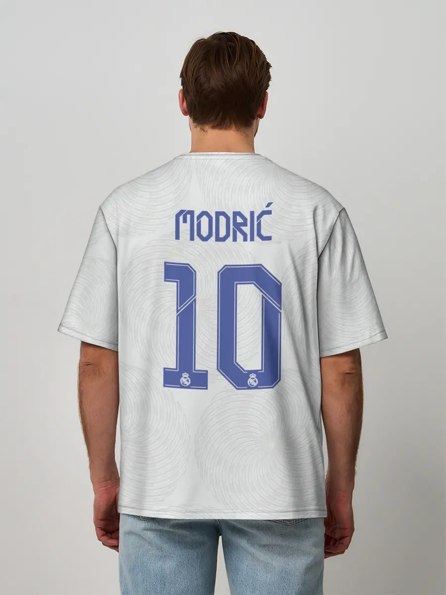 Мужская футболка оверсайз / Модрич Реал Мадрид Форма 21/22