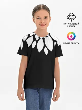 Детская базовая футболка / Лепестки