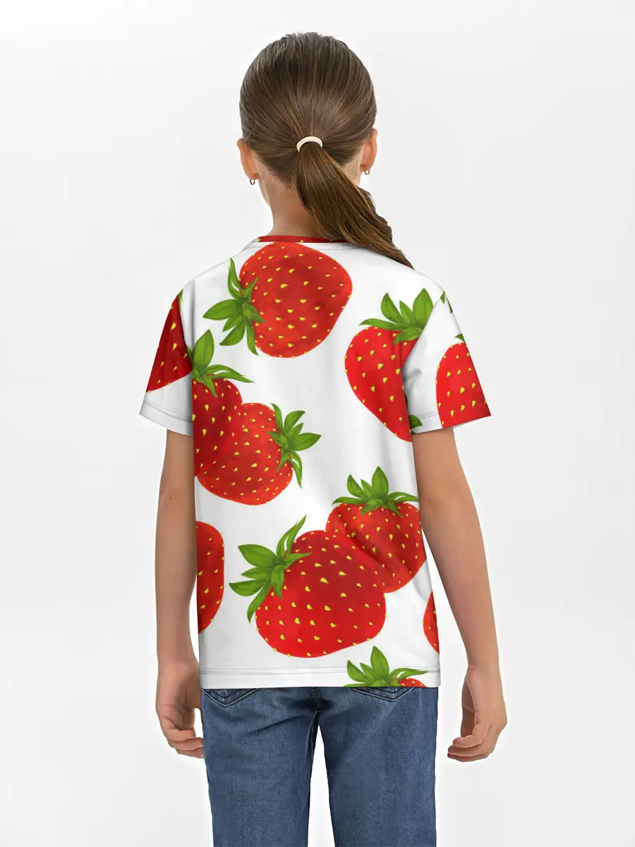 Детская базовая футболка / Клубника