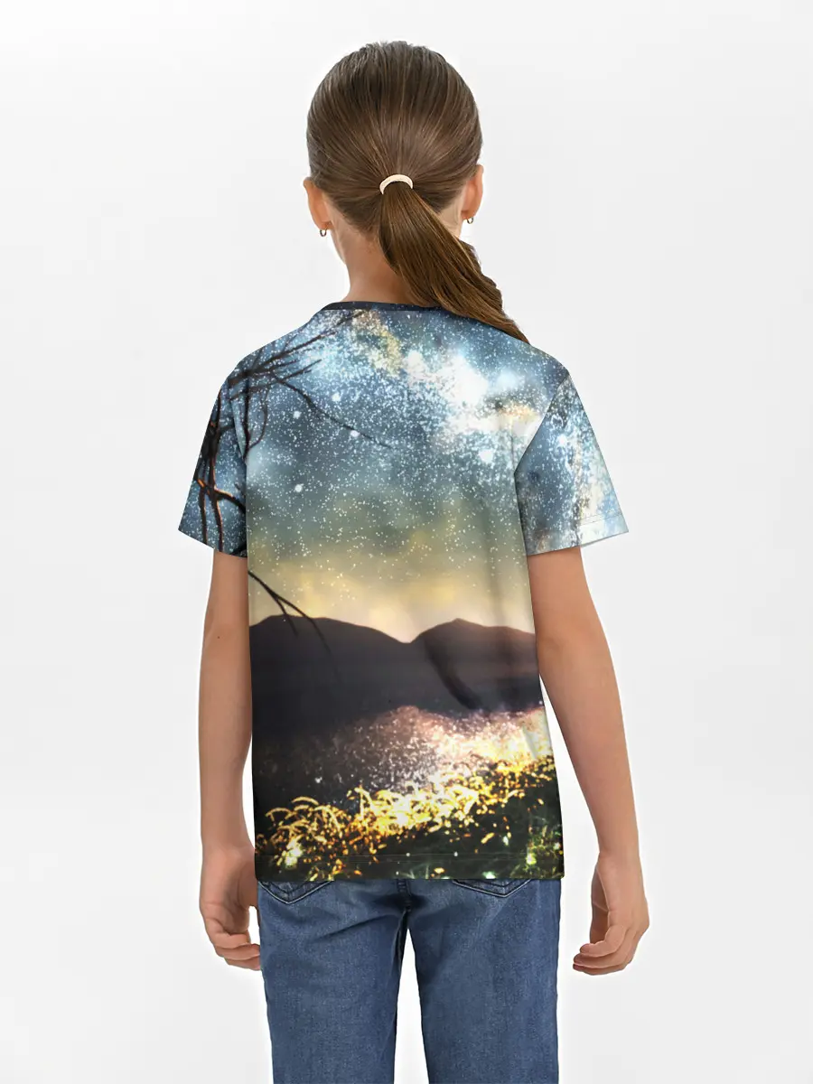 Детская базовая футболка / Ночь в горах