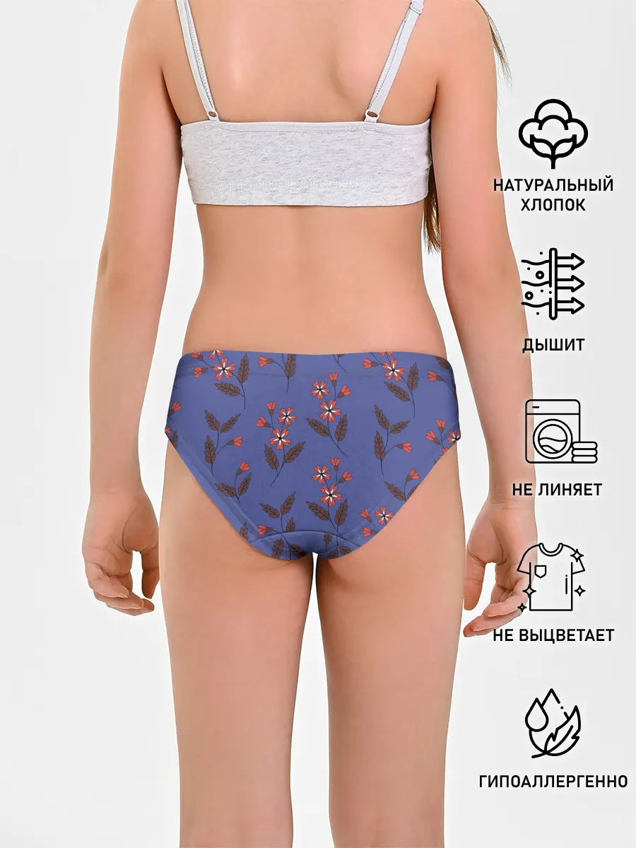 Трусы для девочек / Цветы на синем фоне