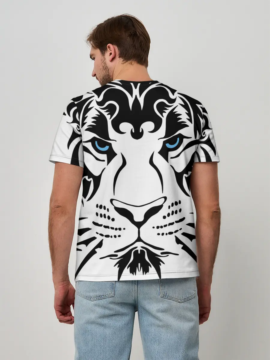Мужская базовая футболка / Водяной голубоглазый тигр