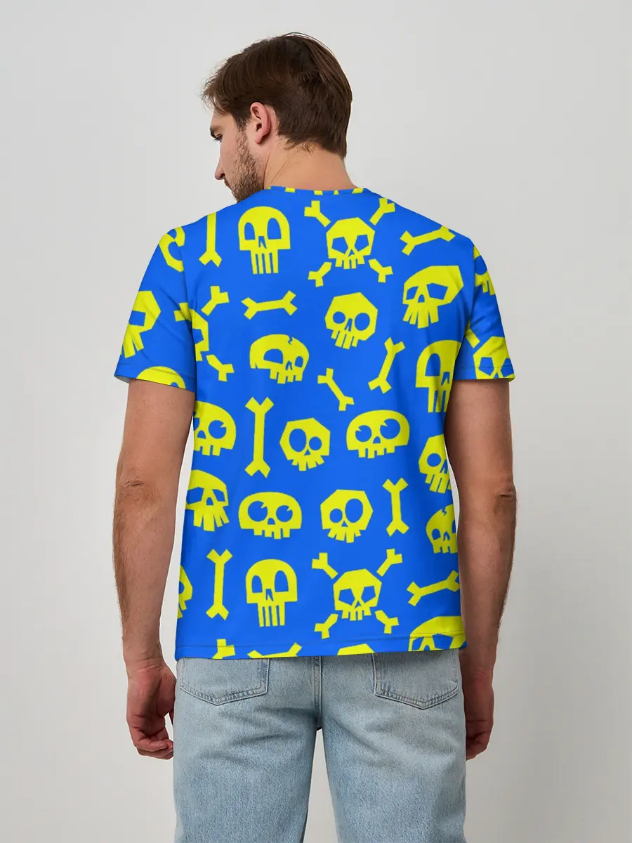 Мужская базовая футболка / Веселый Монки. Синий фон череп и кости