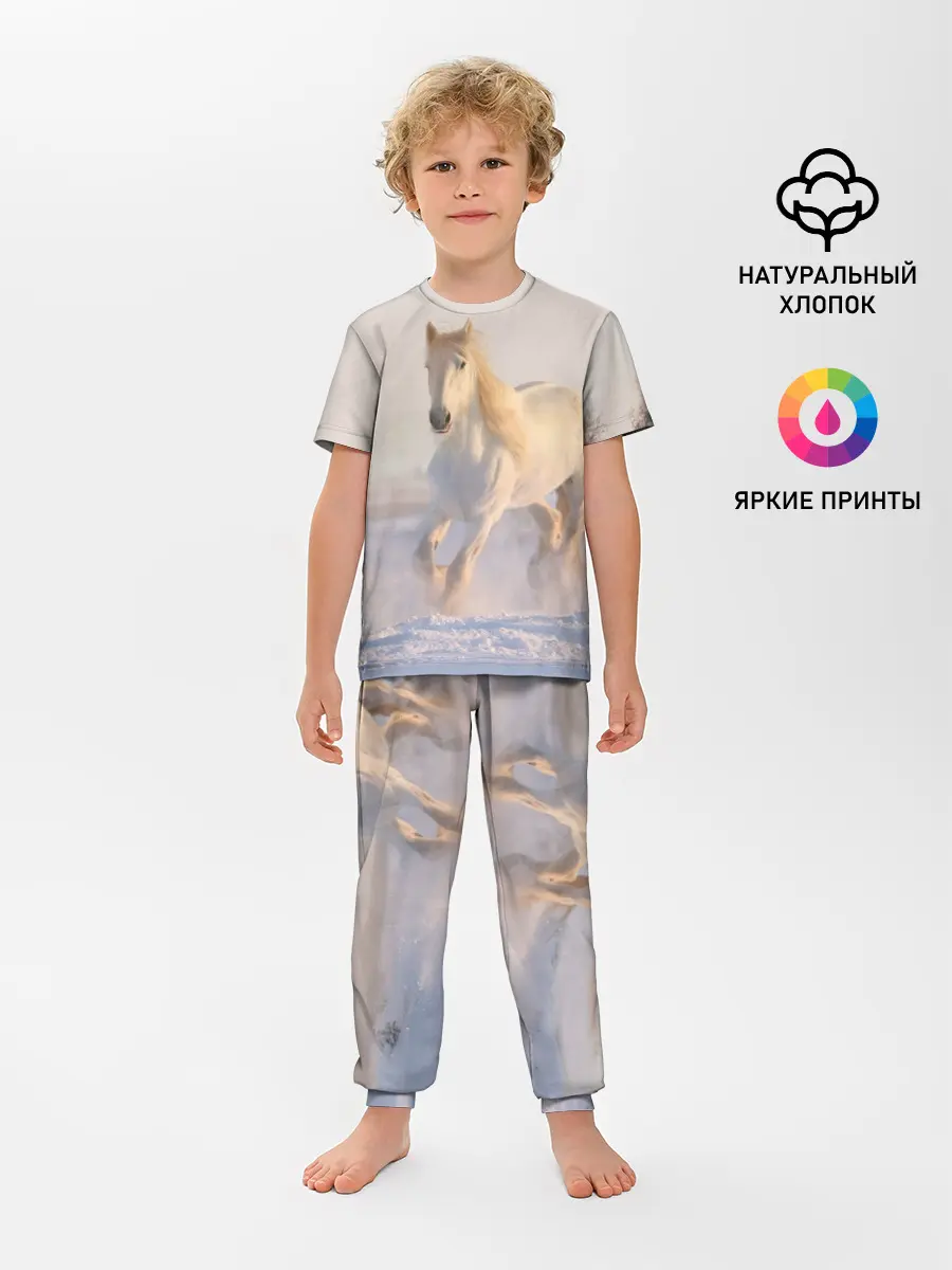 Детская пижама с брюками / Белая лошадь на снегу