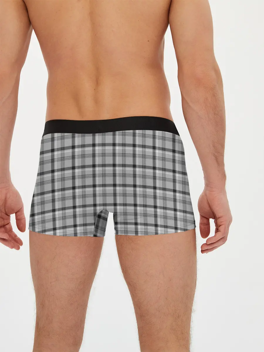Мужские трусы боксеры / Черная клеточка