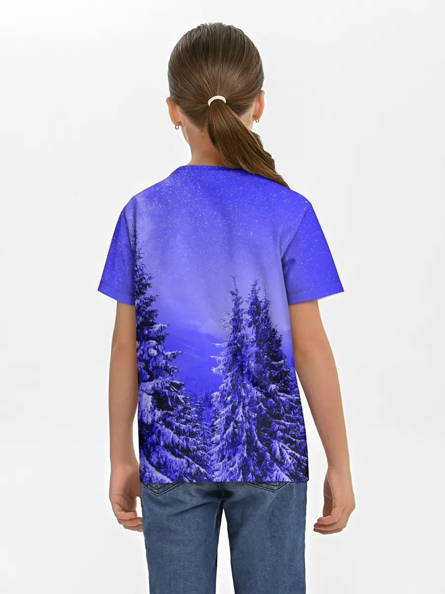 Детская базовая футболка / Зимний лес