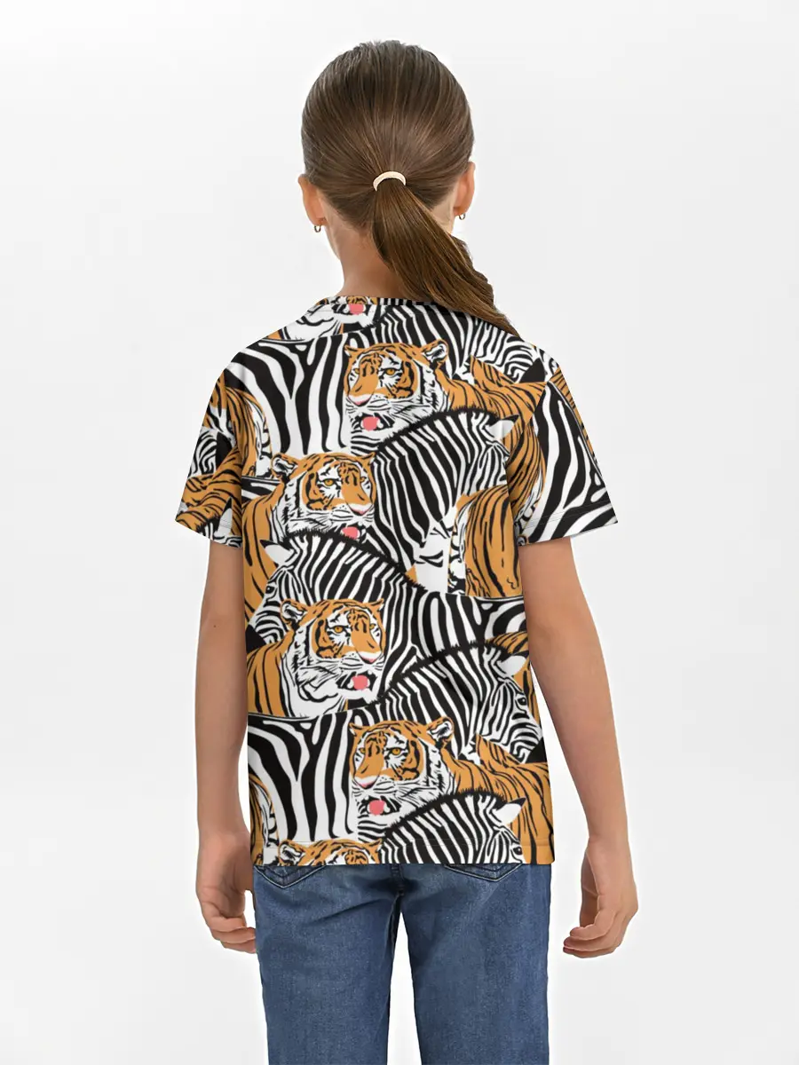 Детская базовая футболка / Тигры и зебры