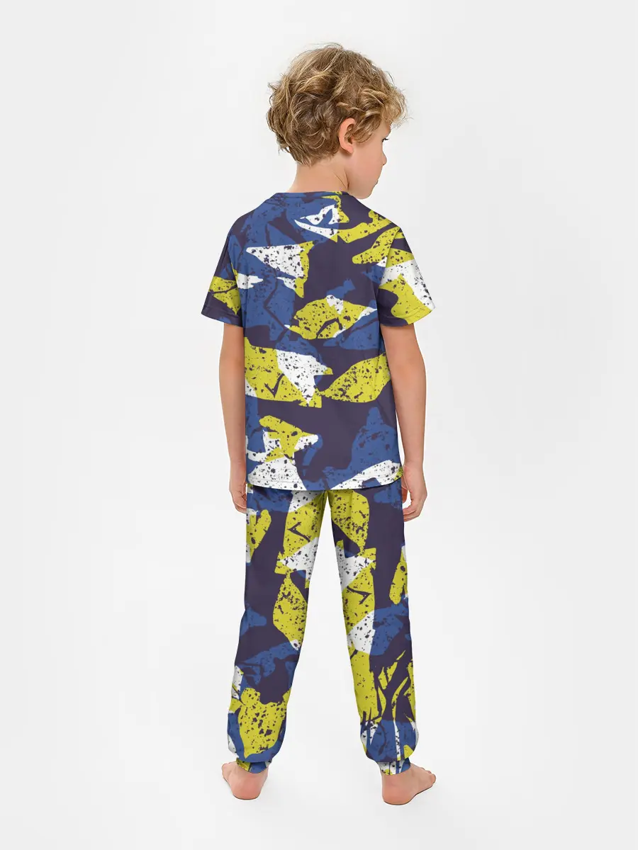 Детская пижама с брюками / Пятна