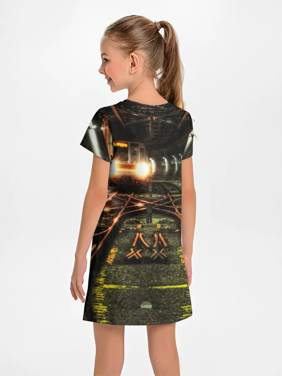 Детское платье / METRO EXODUS