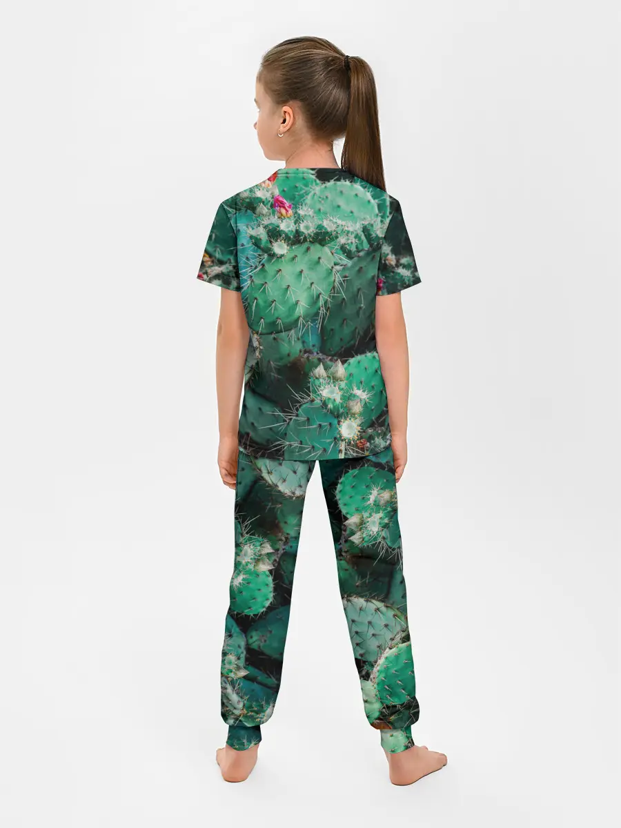 Детская пижама с брюками / кактусы с цветами реализм