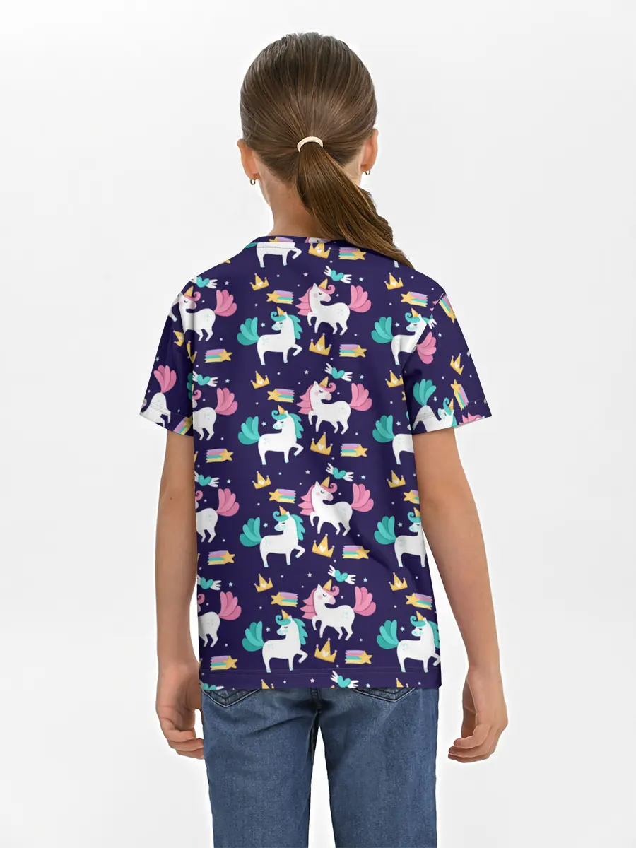 Детская базовая футболка / Unicorn pattern