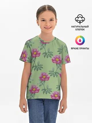 Детская базовая футболка / Пионы на светло зеленом фоне