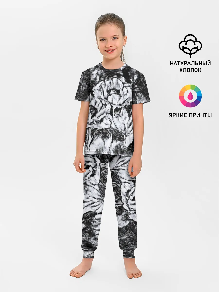 Детская пижама с брюками / Черно-белый узор. Маки.