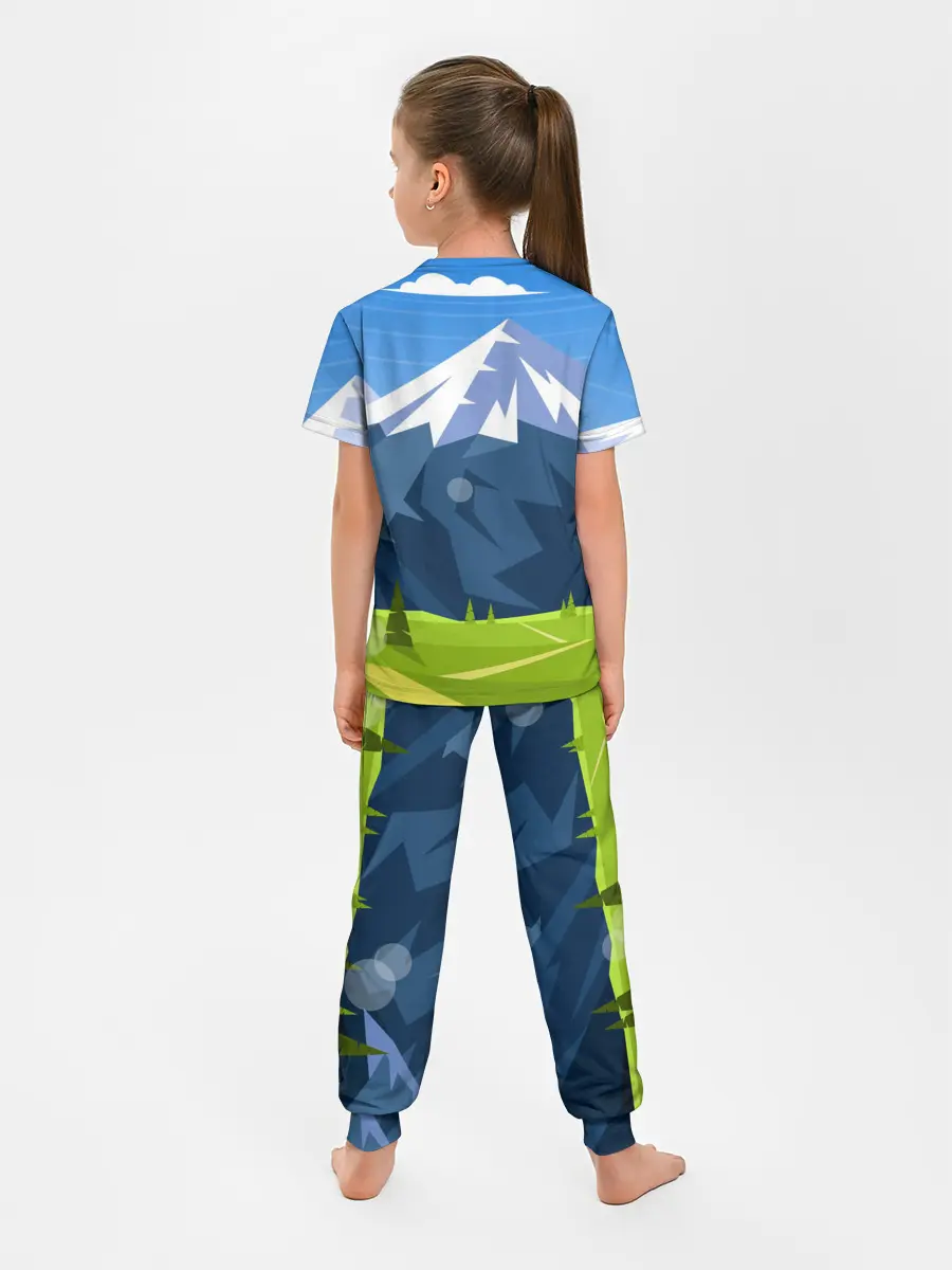 Детская пижама с брюками / Горы пейзаж природа вектор