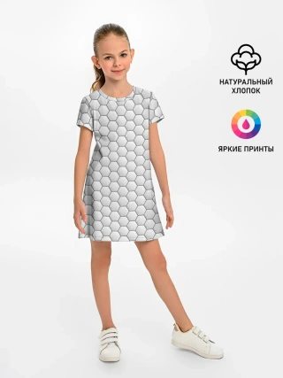 Детское платье / Белая броня на тёмном фоне