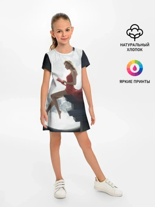 Детское платье / На Луне