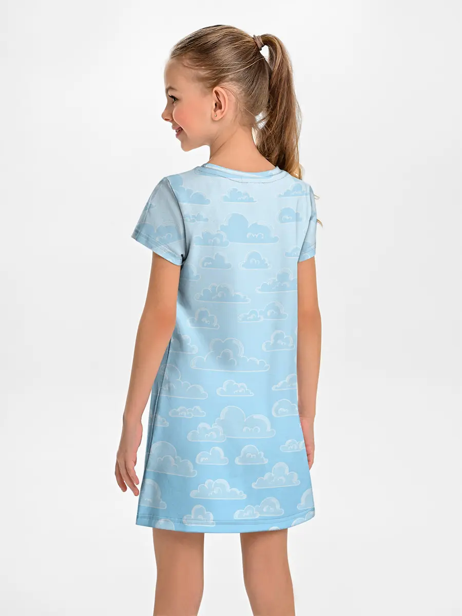 Детское платье / Очень светлые голубые облака