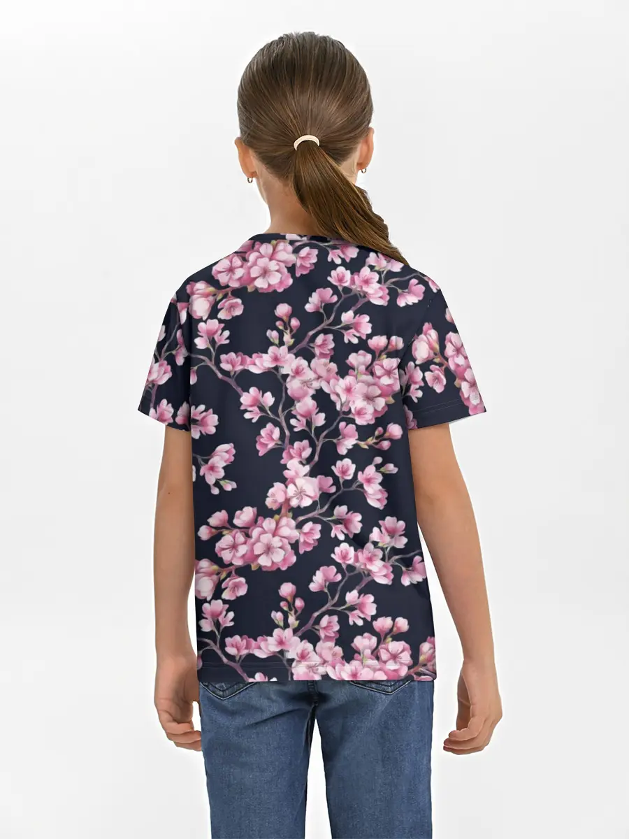 Детская базовая футболка / Сакура