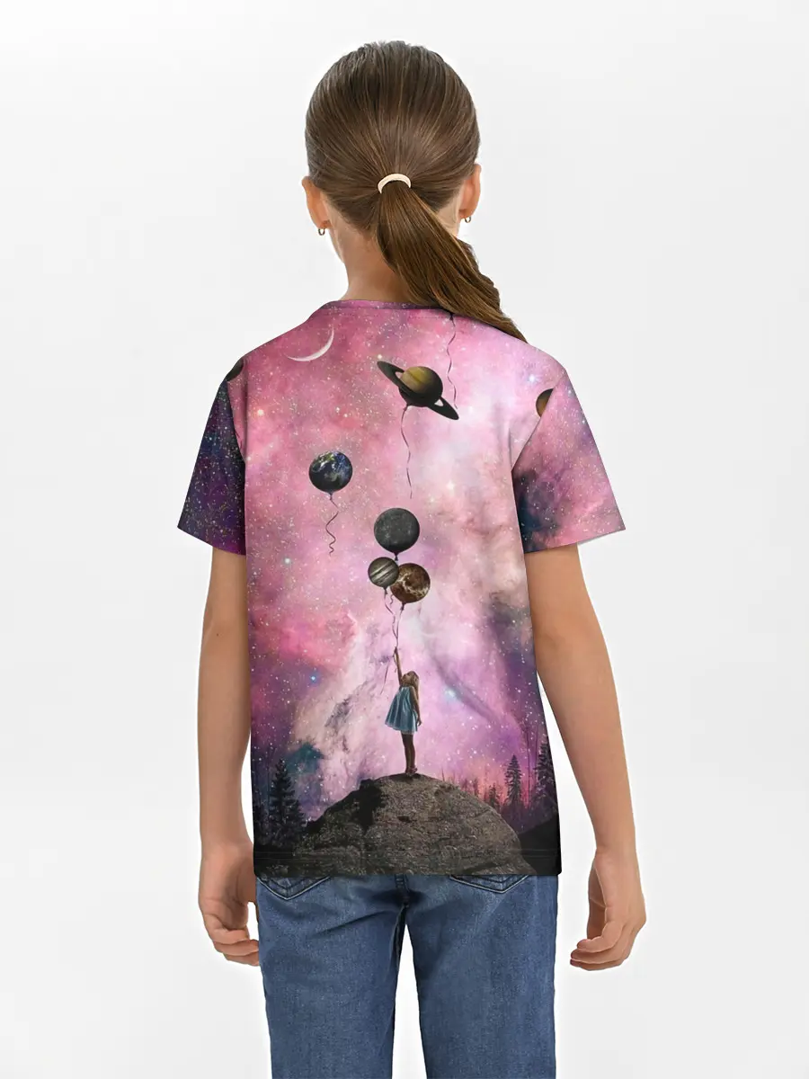 Детская базовая футболка / Девочка и космос