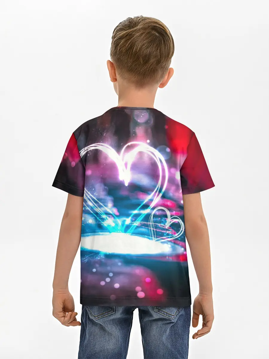 Детская базовая футболка / Неоновое сердце