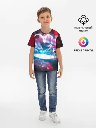 Детская базовая футболка / Неоновое сердце