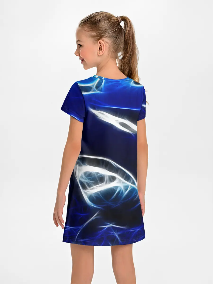 Детское платье / ДЕЛЬФИН В МОРЕ.