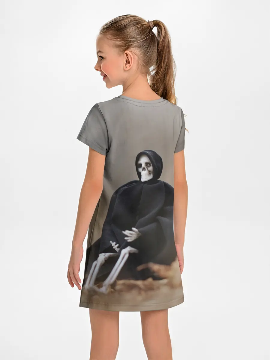 Детское платье / Сидячий Скелет