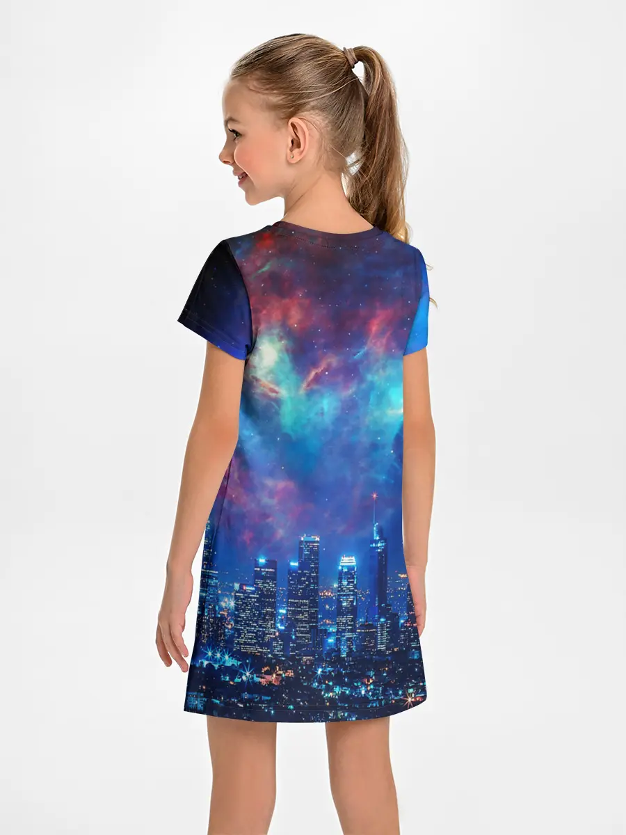 Детское платье / НОЧЬ В ГОРОДЕ
