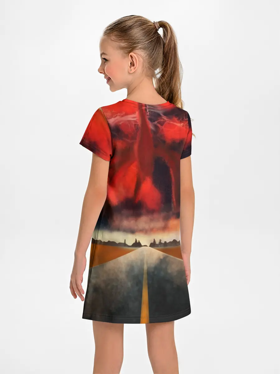 Детское платье / Очень странные дела