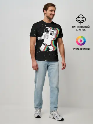 Мужская базовая футболка / Космонавт с магнитофоном