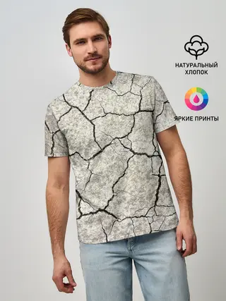 Мужская базовая футболка / Трещины на земле