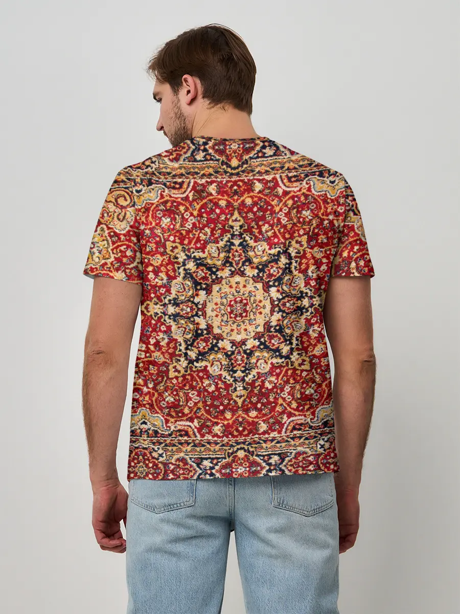 Мужская базовая футболка / Ковер на стене