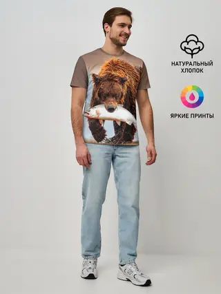 Мужская базовая футболка / Медведь с рыбой во рту