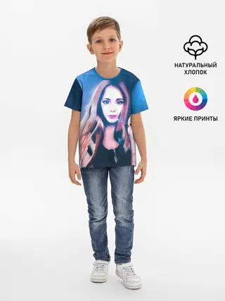 Детская базовая футболка / Девушка с большими глазами