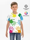 Детская базовая футболка / Цветные ладошки - Детский узор