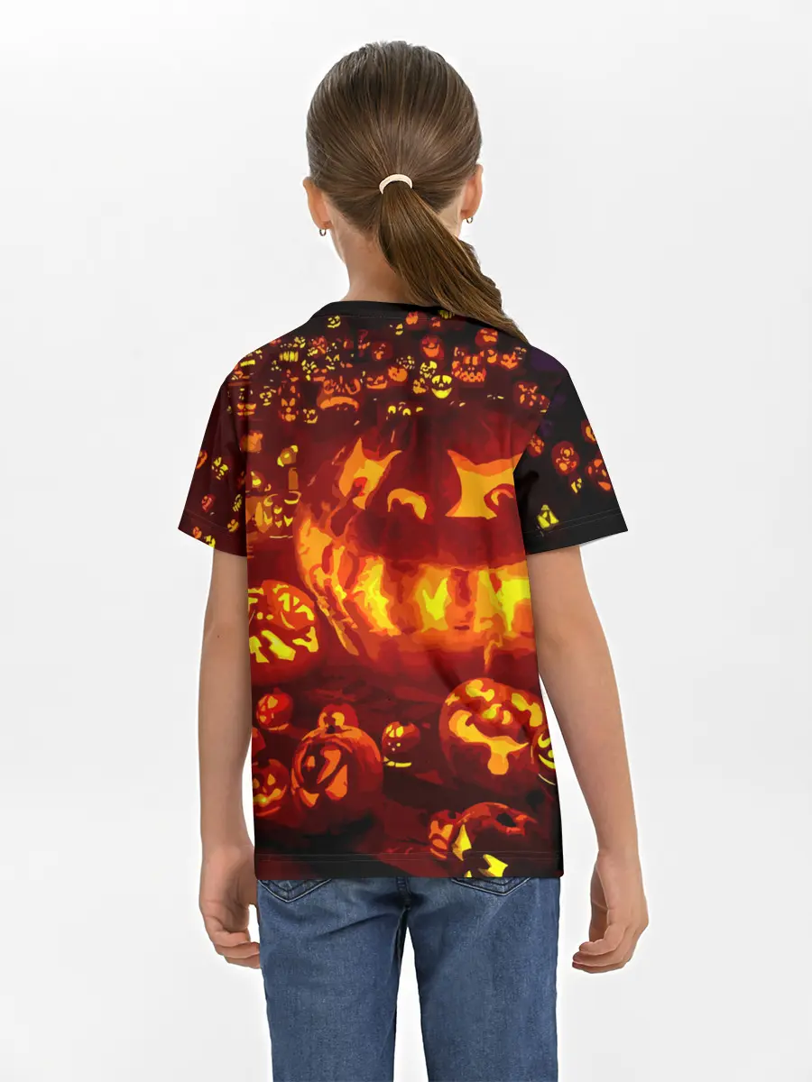 Детская базовая футболка / Тыквы на Хэллоуин